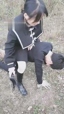 【婷婷小公主】户外sp-踩踏-圣水 bf4892_HD绳艺资源