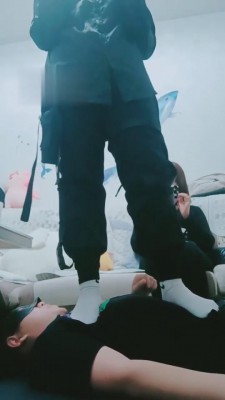 图片[3]_【东营天香百合】双S-精神小妹把男人踩在脚下 bf4938_HD绳艺资源