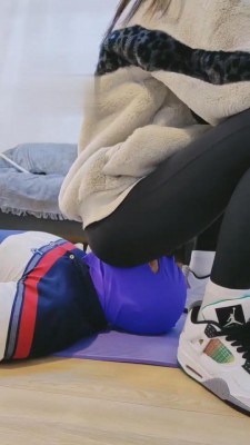 图片[2]_【高难度挑战美学】舔鞋盛宴-脚耳光强迫喂食 bf4887_HD绳艺资源