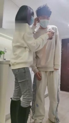 图片[3]_【小拽主人】发现表弟偷闻我的鞋子 bf4949_HD绳艺资源