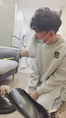 图片[5]_【小拽主人】发现表弟偷闻我的鞋子 bf4949_HD绳艺资源