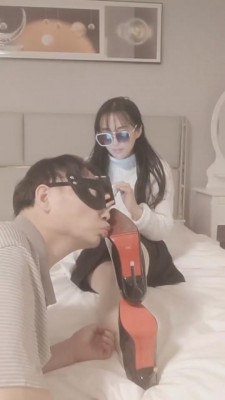 图片[2]_【无情大人】逛街后原味丝足脚羞辱 bf4970_HD绳艺资源