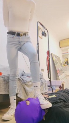 图片[6]_【高难度挑战美学】学生S帆布鞋踢裆窒息 bf5595_HD绳艺资源