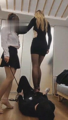 图片[5]_【宝儿】双S-高跟/踩踏/踢踹/耳光/口水【双视角版】 bf5332_HD绳艺资源