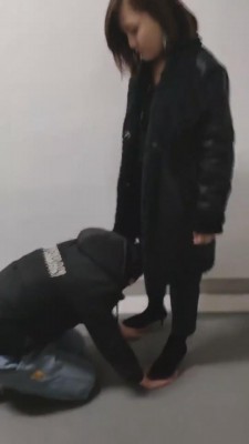 图片[5]_【语晴】停车场公开处决恋足狗 bf5652_HD绳艺资源