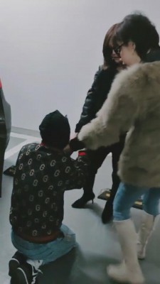 图片[2]_【羽诺S】停车场双主狠虐狗 bf5650_HD绳艺资源