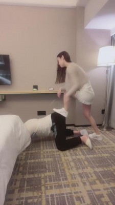 图片[2]_【漫漫】姐妹花tj-暴踹口嗨狗/训练/强迫吃棉袜【双视角版】 bf5806_HD绳艺资源