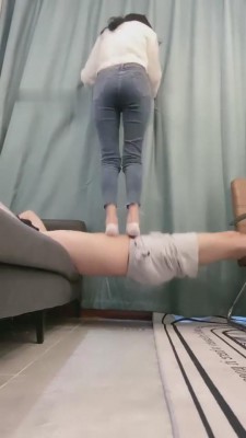 图片[9]_【路子鸭】全体重踩人桥+踢裆 bf5775_HD绳艺资源