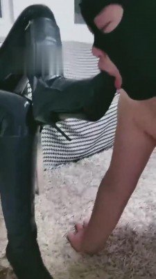 图片[2]_【叶子天津】庄严长靴女主刑虐狗 bf5030_HD绳艺资源