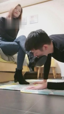 【六六】开发学生狗子-情迷靴下 bf5069_HD绳艺资源