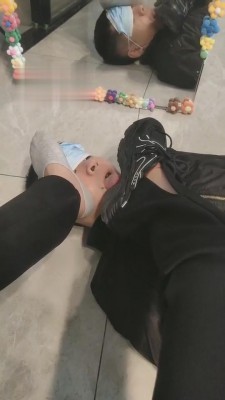 图片[6]_【文文文】老爹鞋素人全体重踩踏 bf5066_HD绳艺资源