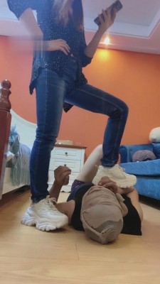 图片[9]_【魅儿S】贱奴偷舔主人鞋被暴虐_HD绳艺资源