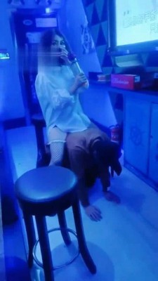 图片[2]_【星辞】KTV当着素人面群调艺术圣水 bf5224_HD绳艺资源