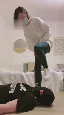 图片[6]_【Q月s】小白鞋白棉袜高难度挑战踢踹 bf5232_HD绳艺资源