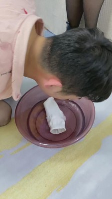 图片[5]_【二宝】前女友爆踩爆踹-艺术喂食圣水+呕吐物【无水印高清版】 bf5253_HD绳艺资源