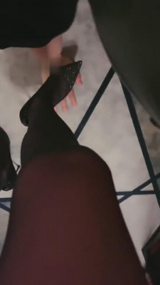 【成都绳艺导师瑶妈】黑丝碾压食物喂食圈养狗 bf5540_HD绳艺资源