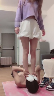 图片[7]_【漫漫S】双AJ小姐姐全体重踩踏发泄【双视角版】 bf5570_HD绳艺资源