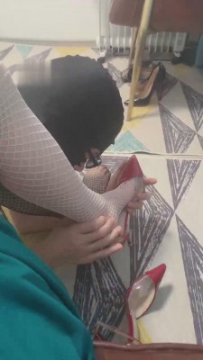 【成都DSisley】被陪酒小妹暴打 bf12226_HD绳艺资源