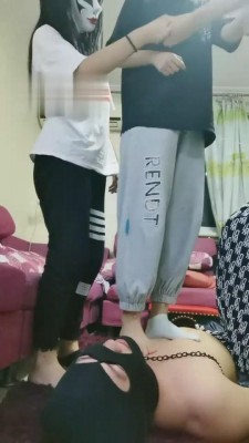 【雪碧sama】三素人小姐姐疯狂折磨迟到的狗 bf915_HD绳艺资源