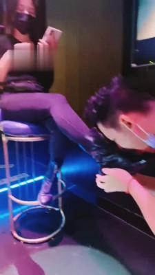 图片[9]_【小拽主人】推荐-ktv群调轮流钻胯圣水坐脸 bf1023_HD绳艺资源