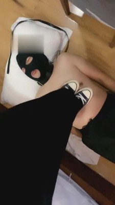 图片[4]_【不期而遇】帆布鞋舔鞋/踩踏/狂踹/踩狗眼 bf1049_HD绳艺资源