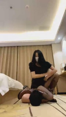 图片[5]_【弯弯小阿姨】模特长靴美腿超高难度挑战踩踏 bf1135_HD绳艺资源