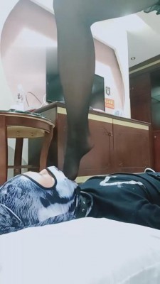 【雪s】美容院老板娘黑丝诱惑狗 bf1143_HD绳艺资源