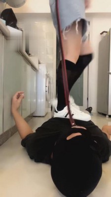 图片[5]_【云云酱】板鞋踩踏/踢裆 bf1100_HD绳艺资源