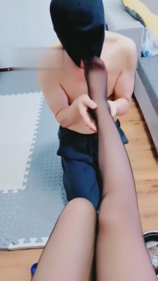 图片[5]_【蜘蛛绳艺导师】贱狗吃口水面包/喝隔夜尿加晨尿 bf1276_HD绳艺资源