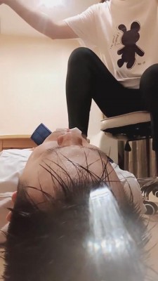 图片[2]_【悦主】健身后原味白袜喂狗吃 bf1225_HD绳艺资源