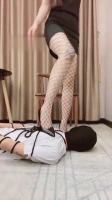 图片[5]_【陈甜女蒂】高跟渔网袜艺术训练偷窥狂 bf1320_HD绳艺资源