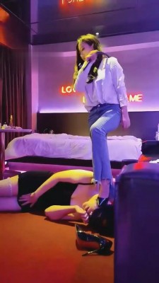 图片[5]_【舒钰】带闺蜜虐超贱的小三母狗 bf1312_HD绳艺资源