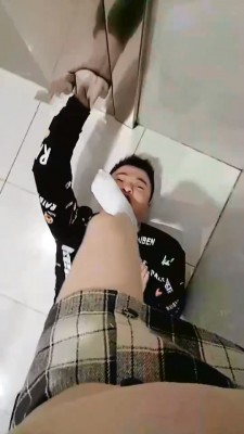 图片[5]_【曹大成】大商场里卫生间胯下坐脸 bf1456_HD绳艺资源