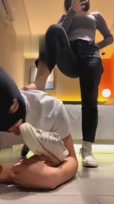 图片[3]_【小乔】脏臭帆布鞋虐死贱货 bf1546_HD绳艺资源