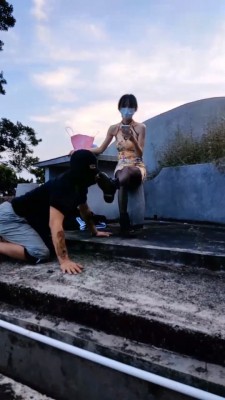 图片[4]_【高难度挑战美学】户外舔靴子踩踏 bf1632_HD绳艺资源