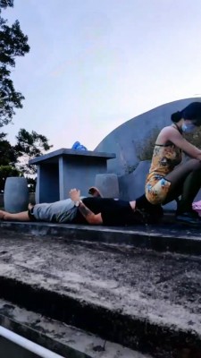 图片[9]_【高难度挑战美学】户外舔靴子踩踏 bf1632_HD绳艺资源