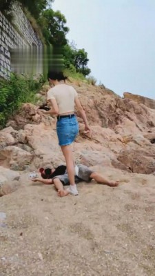 图片[2]_【高难度挑战美学】海滩踢裆耳光踩踏 bf1848_HD绳艺资源