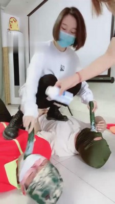 【美离子】暴改素人-双S双M-碾压喂食原味羞辱 bf1862_HD绳艺资源