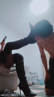 图片[6]_【魅影女神】皮靴丝袜踩虐贱货 bf1985_HD绳艺资源