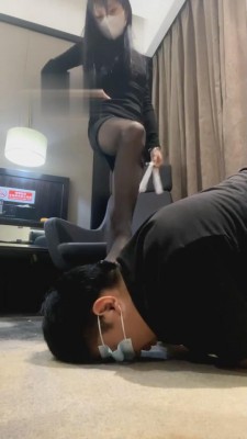 图片[5]_【阿月】同龄后妈发现儿子偷袜子 bf2010_HD绳艺资源