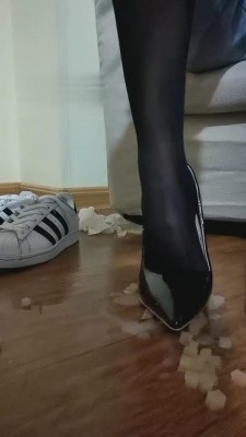 图片[5]_【夏馨S】学生S贝壳头黑丝虐变装狗 bf2017_HD绳艺资源