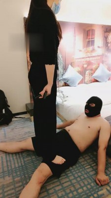 图片[3]_【夏思文】高难度挑战踩踏/重度羞辱耳光跪地求饶 bf2077_HD绳艺资源