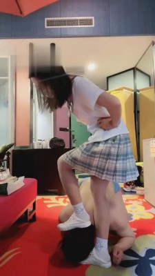 【晚晚】JK小姐姐修理学生狗 bf209_HD绳艺资源