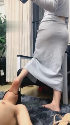 图片[2]_【婉婉】御姐欺负邻家两只小奶狗 bf2176_HD绳艺资源