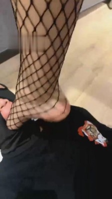 图片[3]_【上海糖糖老师】模特网袜骑马踩踏专场 bf2148_HD绳艺资源