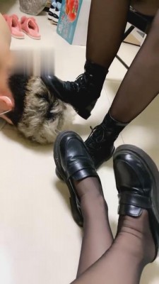 【小痴大人】吃我和闺蜜的口水/闻臭脚/钻胯 bf2162_HD绳艺资源