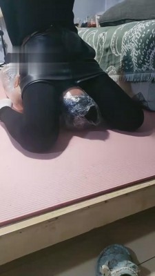 图片[3]_【雪儿】保鲜膜艺术装置/坐脸窒息/脚耳光 bf2252_HD绳艺资源