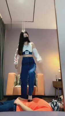 【仙女殿下】全体重踩踏专场 bd2258_HD绳艺资源