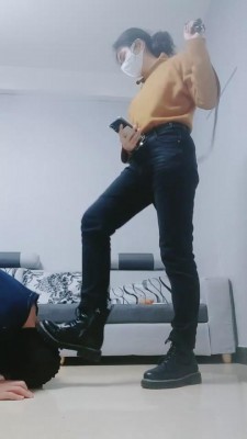 【小刚几】新人S欺负傻狗 bf2300_HD绳艺资源