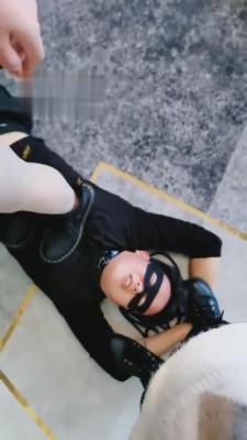 图片[5]_【猫神大人】挑战威胁老板-踩踏坐脸 bf2295_HD绳艺资源